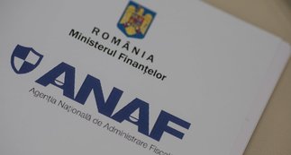 ANAF prinde 5 inspectori în incompatibilitate: lucrau pentru firmele pe care trebuiau să le controleze.