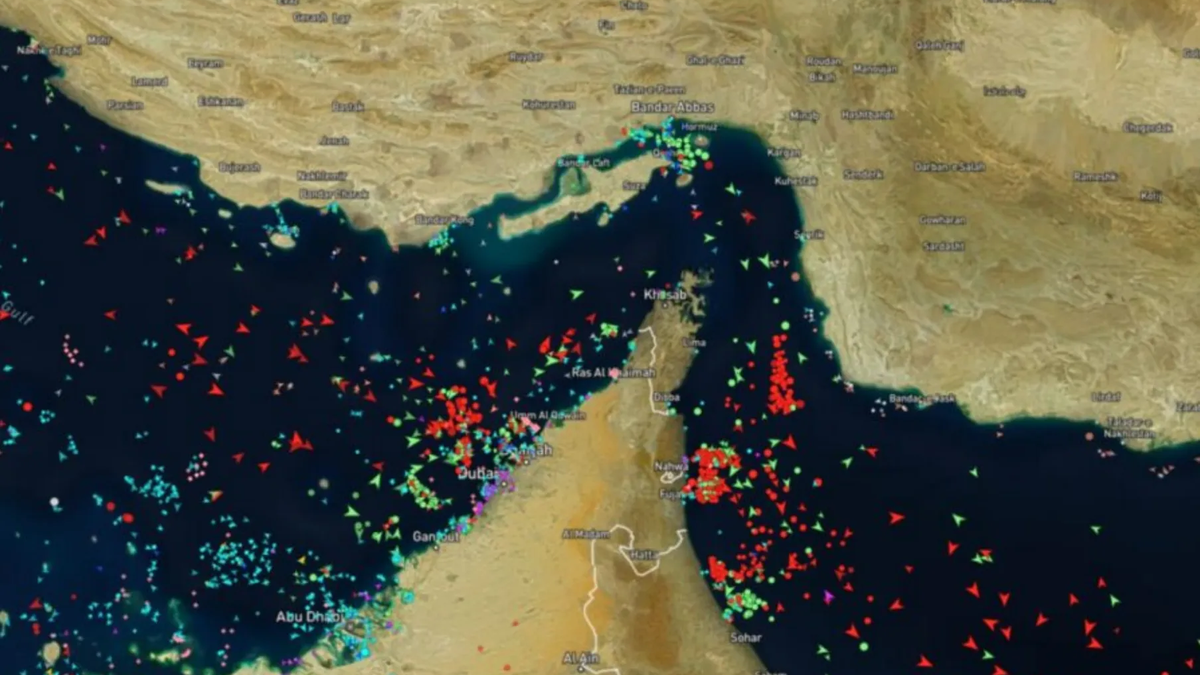 Strâmtoarea Ormuz devine poartă selectivă: Iranul permite tranzitul doar pentru statele prietenoase.