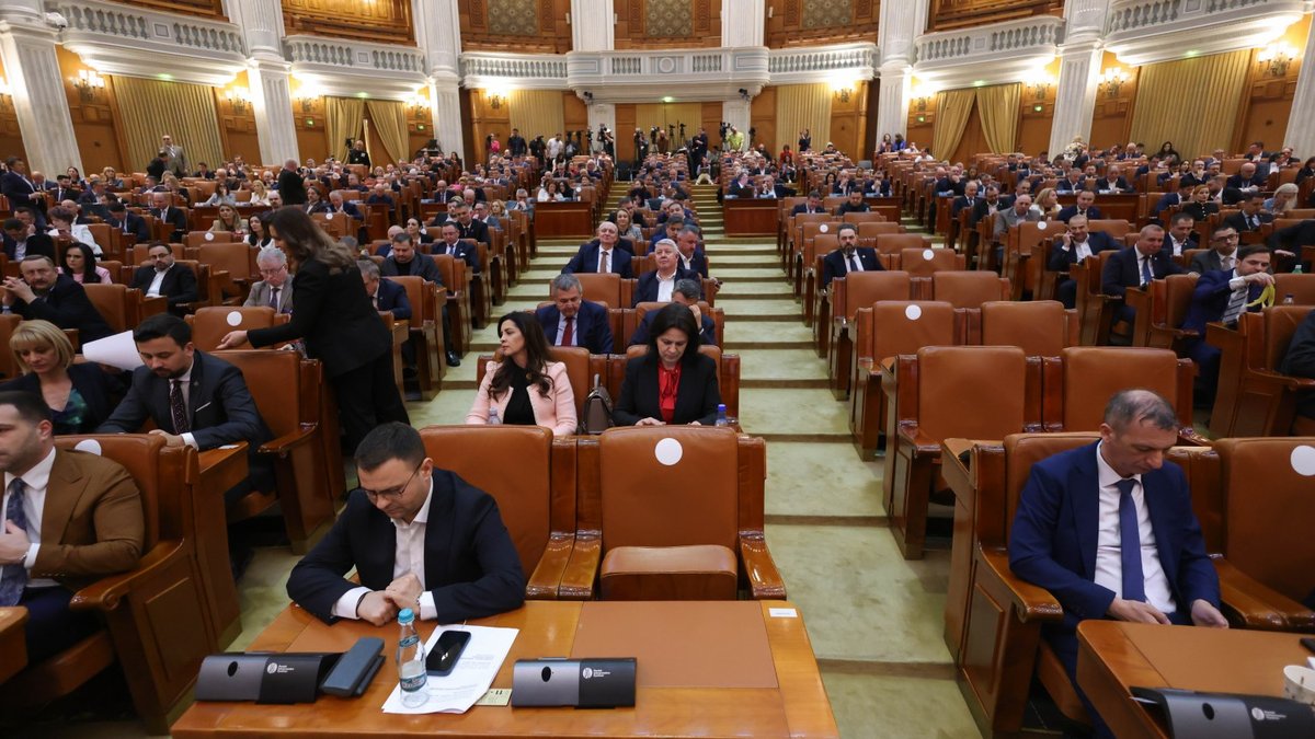 „Marea Unire” a neatenției! 368 de parlamentari au votat bani pentru o asociație anti-avort, apoi s-au speriat de ce au făcut.